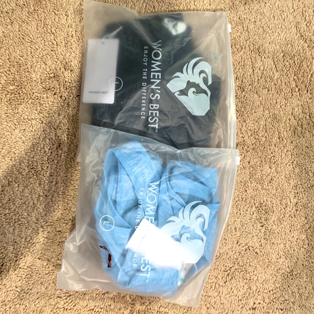 NWT Womens Best sports bras